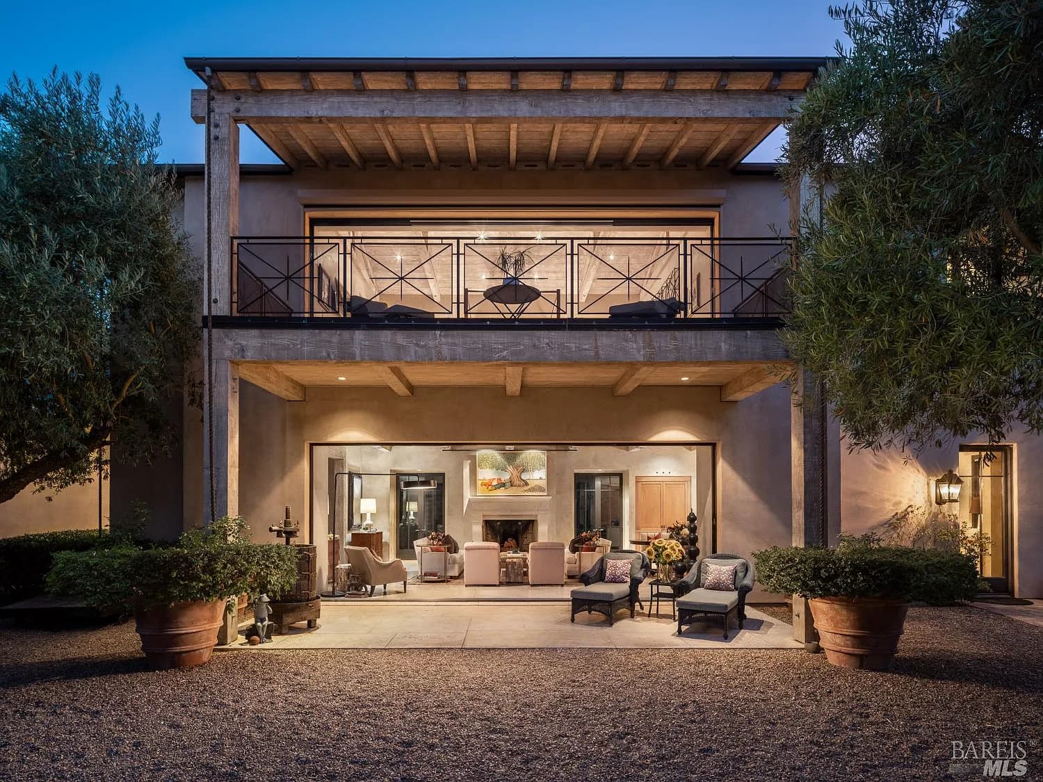 Luxury Yountville real estate market