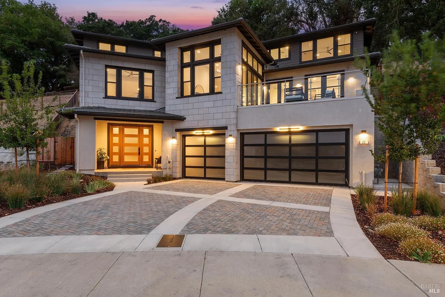 22 Oak Knoll Court - Photo 1