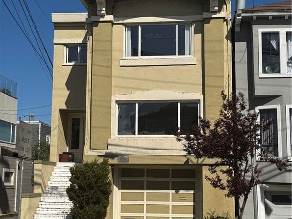 1124 Balboa St