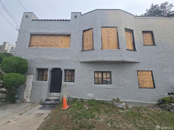 353 Rivera St