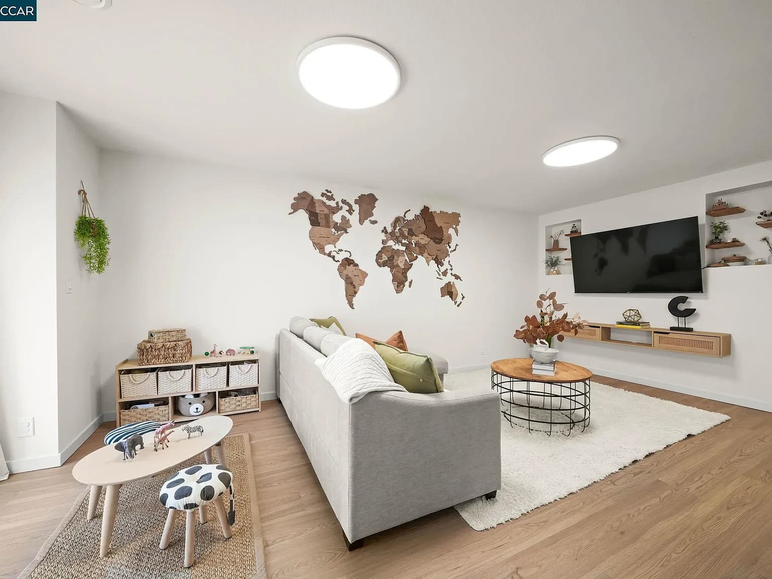 722 34th Ave - Photo 4
