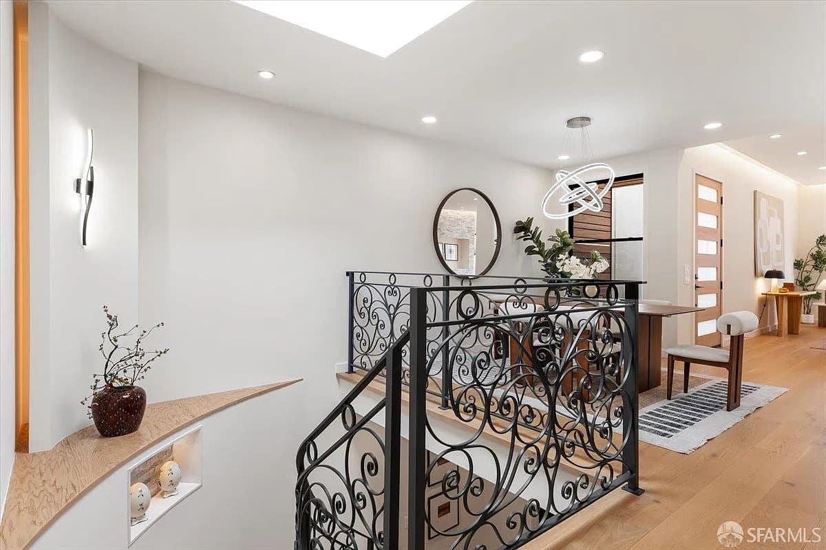 479 27th Ave - Photo 5