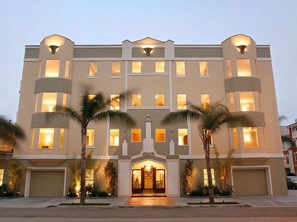 2200 Beach St APT 203
