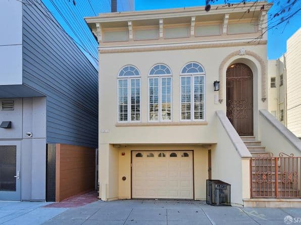 371 6th Ave