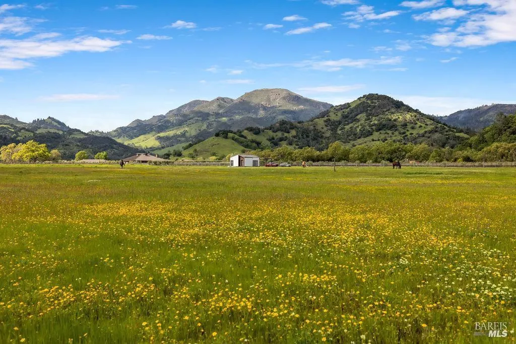 3105 Bennett Lane - Photo 1