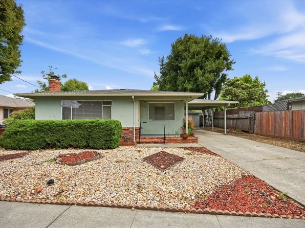320 Shortt Road - Photo 1