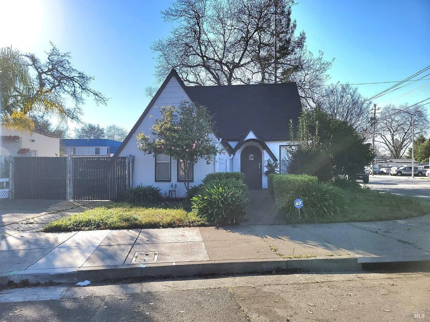 100 Ridgway Avenue - Photo 1