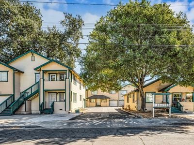 1404 Slater Street - Photo 1