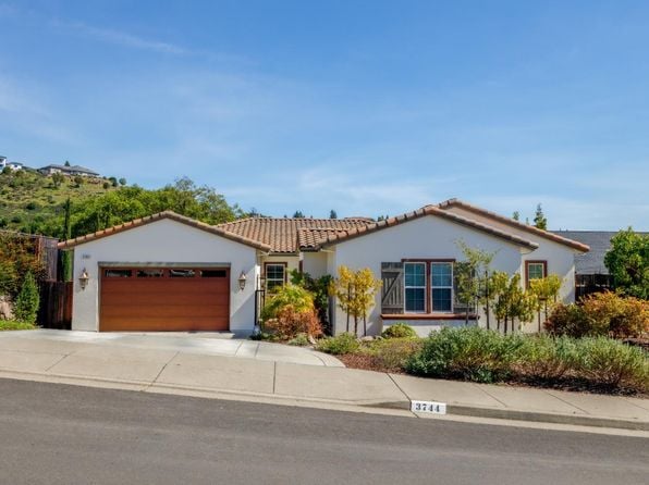 3744 Crown Hill Drive - Photo 1