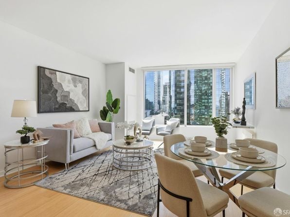 301 Main St #18G - Photo 1