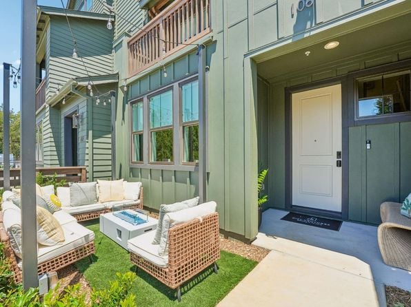 204 Pippin Court - Photo 1