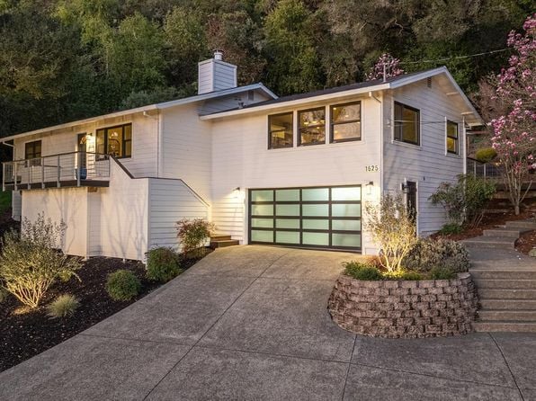 1625 Madrone Avenue - Photo 1