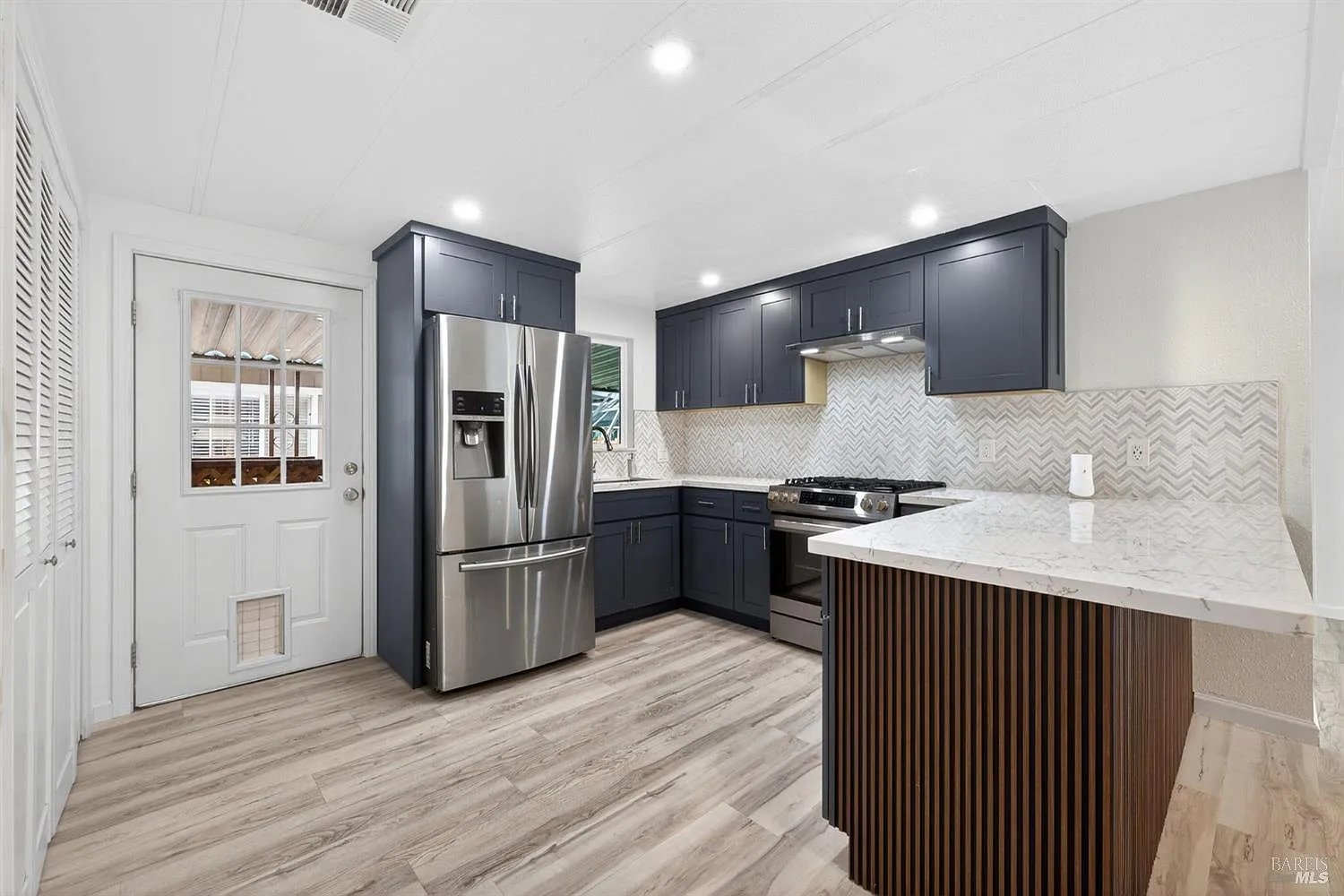 503 Corte Naranja - Photo 1