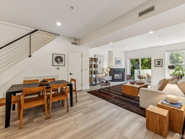 425 14th St APT 1 - Photo 1