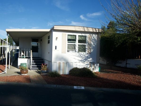 86 Coronado Circle - Photo 1