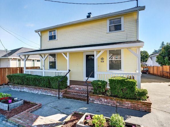 71 Crowell Street - Photo 1