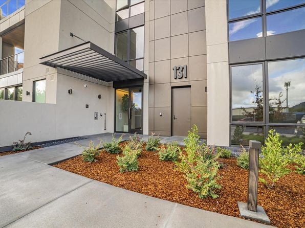 131 Sawmill Circle #203 - Photo 1