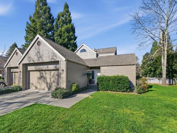 1530 Voorhees Circle - Photo 1