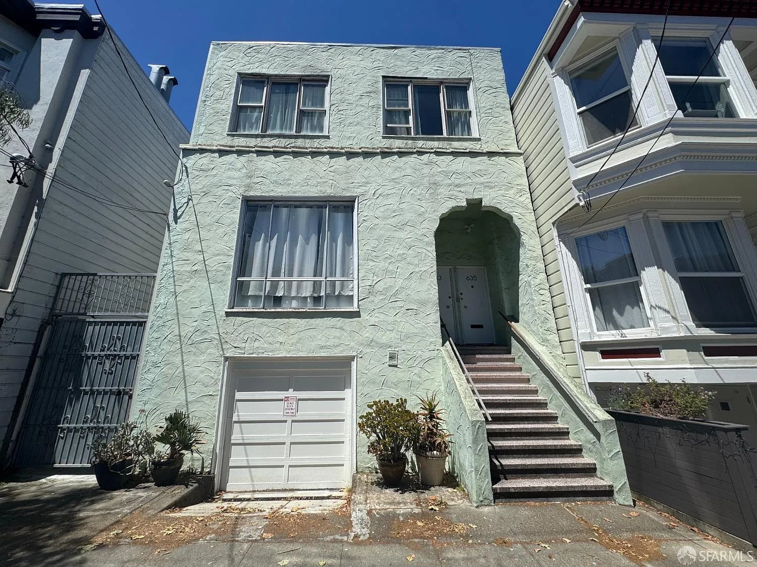 633 Central Ave - Photo 1