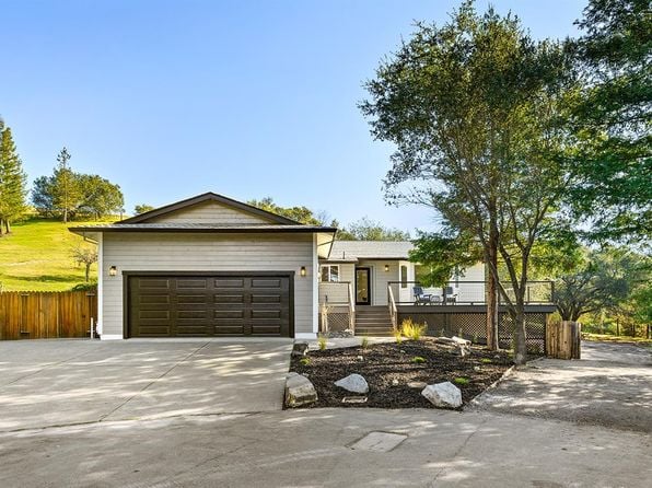 210 Burgundy Road - Photo 1