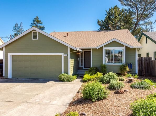 476 Talbot Avenue - Photo 1