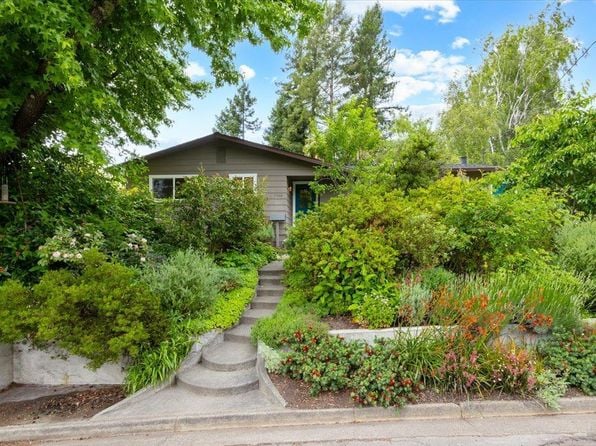 7960 Bella Vista Drive - Photo 1