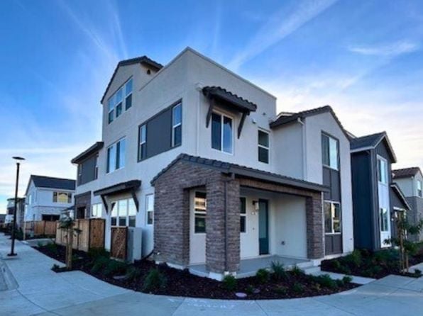 334 Sagebrush Dr - Photo 1