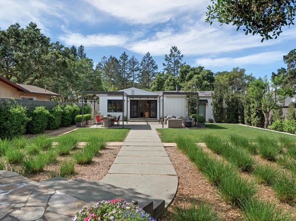 282 Richards Boulevard - Photo 1
