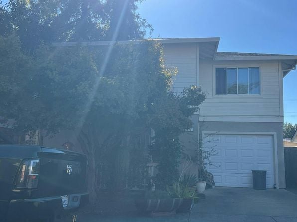 117 Garden Circle Way - Photo 1