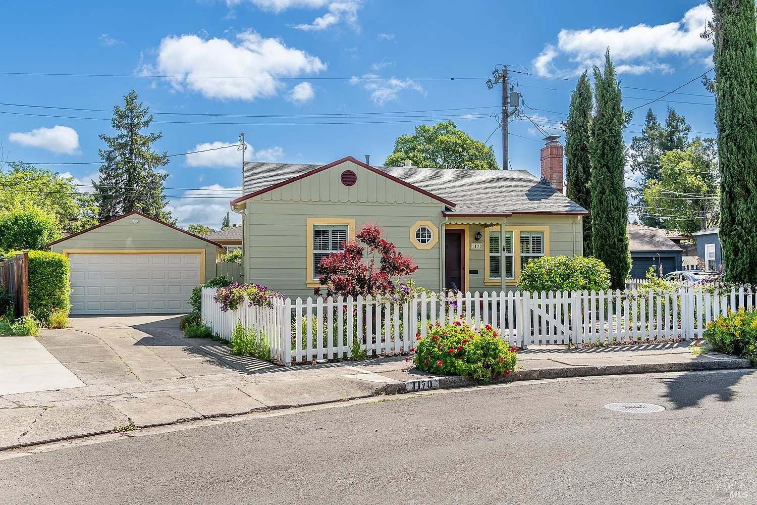 1170 Neale Drive - Photo 1