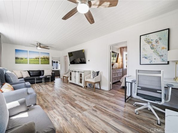 1403 B St - Photo 1