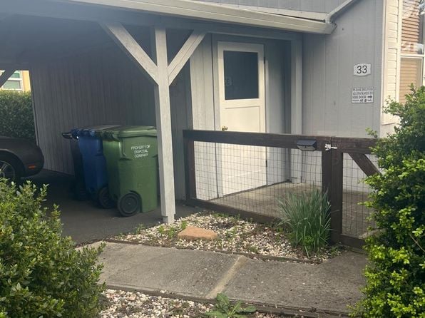 33 chestnut Court - Photo 1