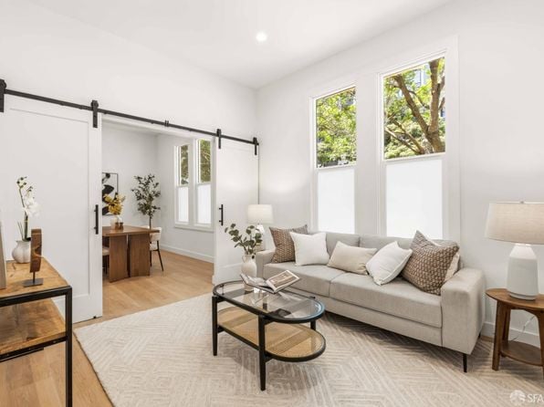 85 Sharon St - Photo 1