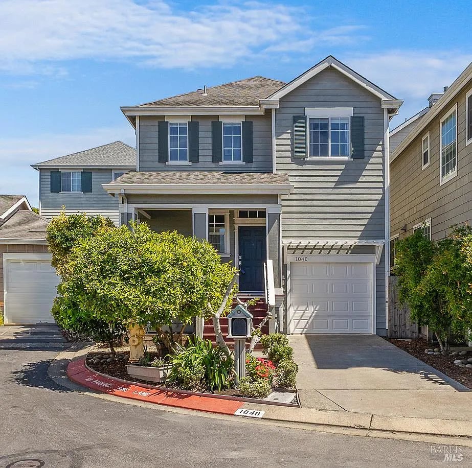 1040 Addison Circle - Photo 1