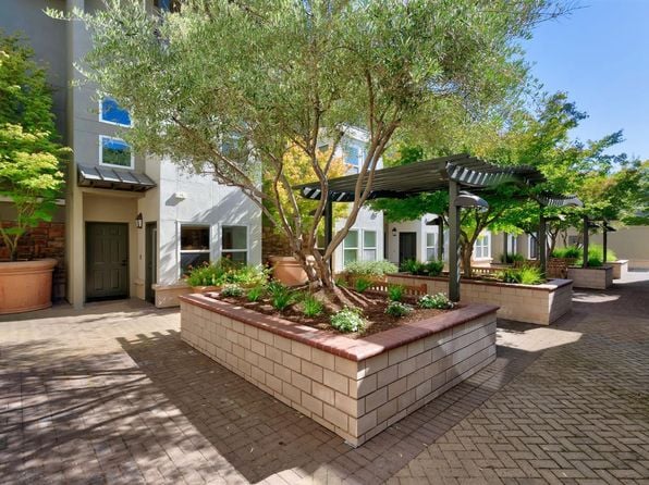 649 1st Street W #15 - Photo 1