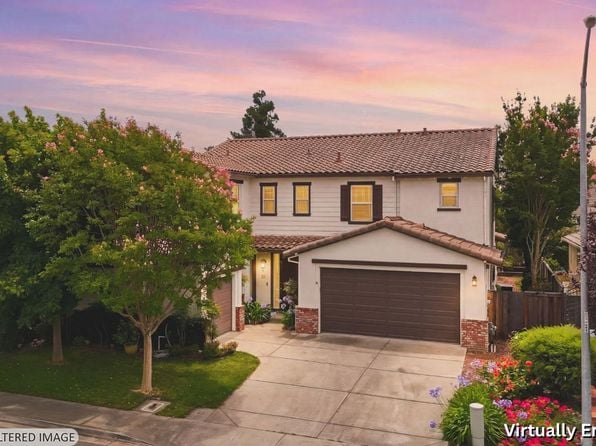 421 Bettona Way - Photo 1