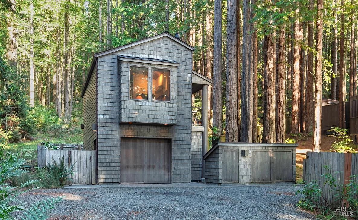 37162 Schooner Drive - Photo 1