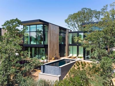 165 Sycamore Ct - Photo 1