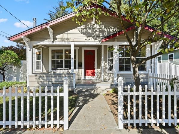 735 Carr Avenue - Photo 1