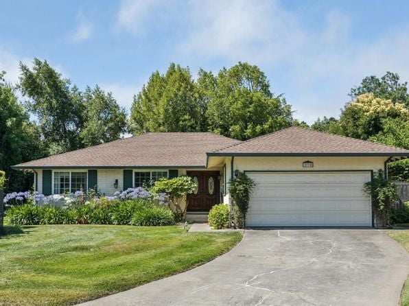 230 Flint Court - Photo 1