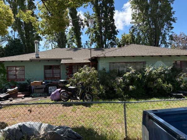 227 Donaldson Way - Photo 1