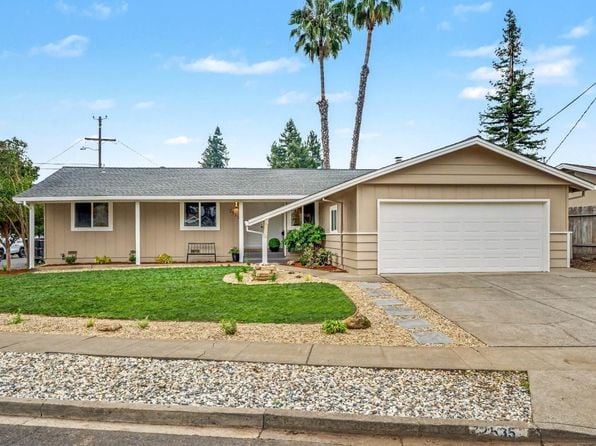 2535 Patricia Drive - Photo 1