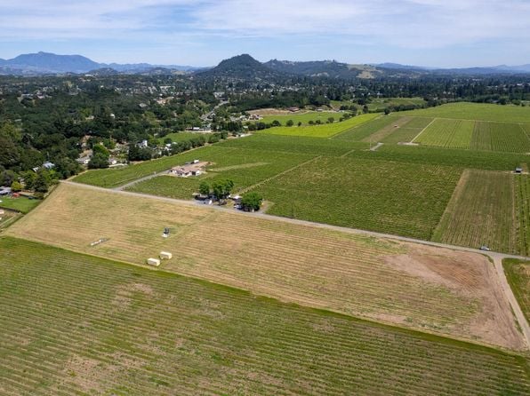 835 Dry Creek Road - Photo 1