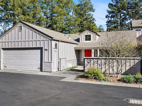 895 Princeton Drive - Photo 1