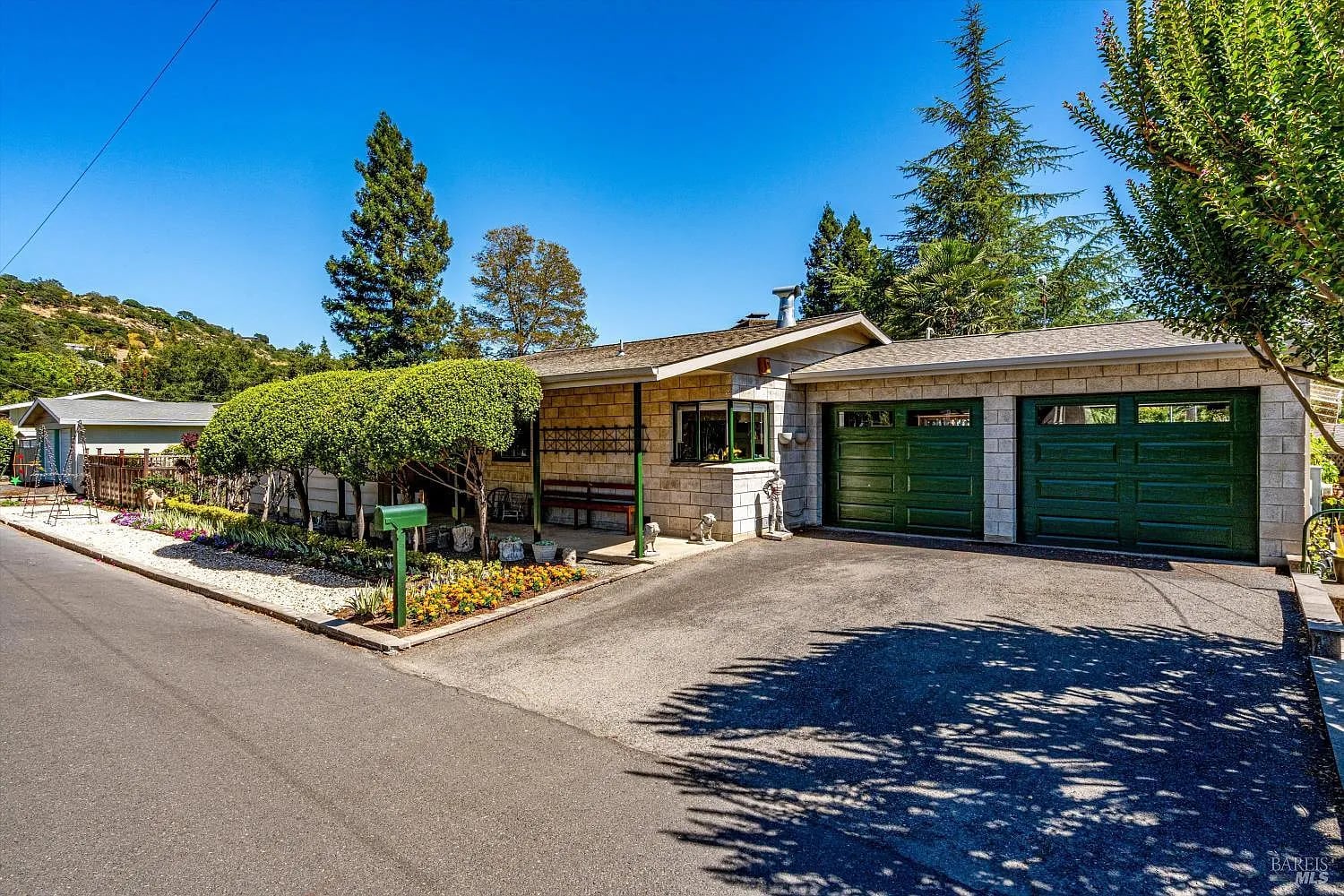 1537 Ora Drive - Photo 1