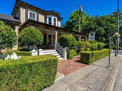 1139 Lincoln Ave - Photo 1