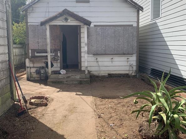 271 Granada Ave - Photo 1