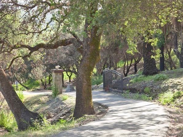 4500 - 4522 Wallace Road - Photo 1