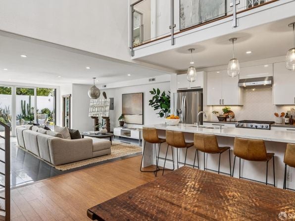 1450 Hawes St - Photo 1