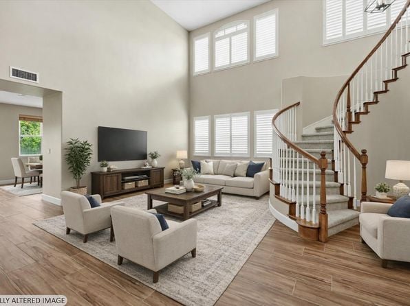 3961 Park Gardens Drive - Photo 1